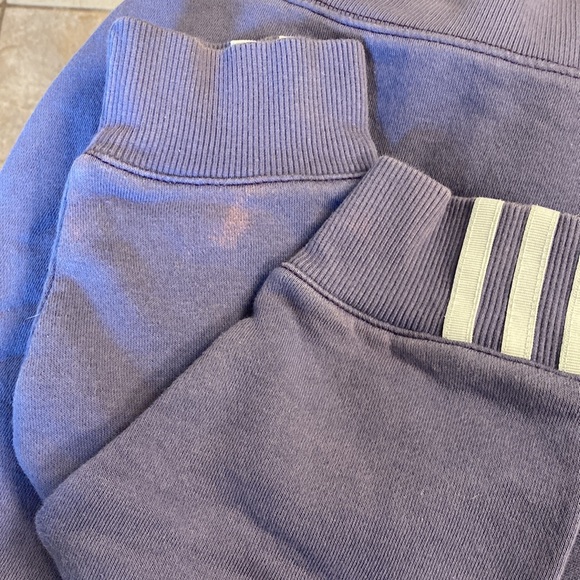Adidas crop sweatshirt size medium - Picture 5 of 5